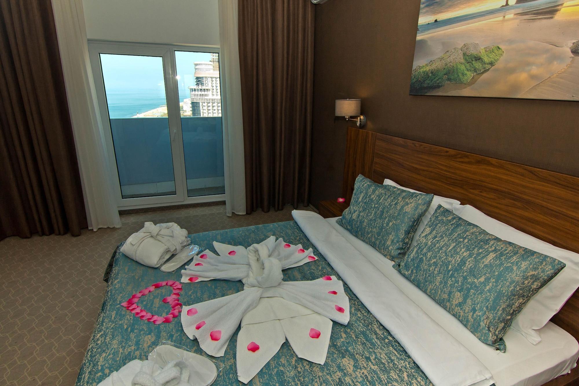 Sky Inn Batumi Ngoại thất bức ảnh