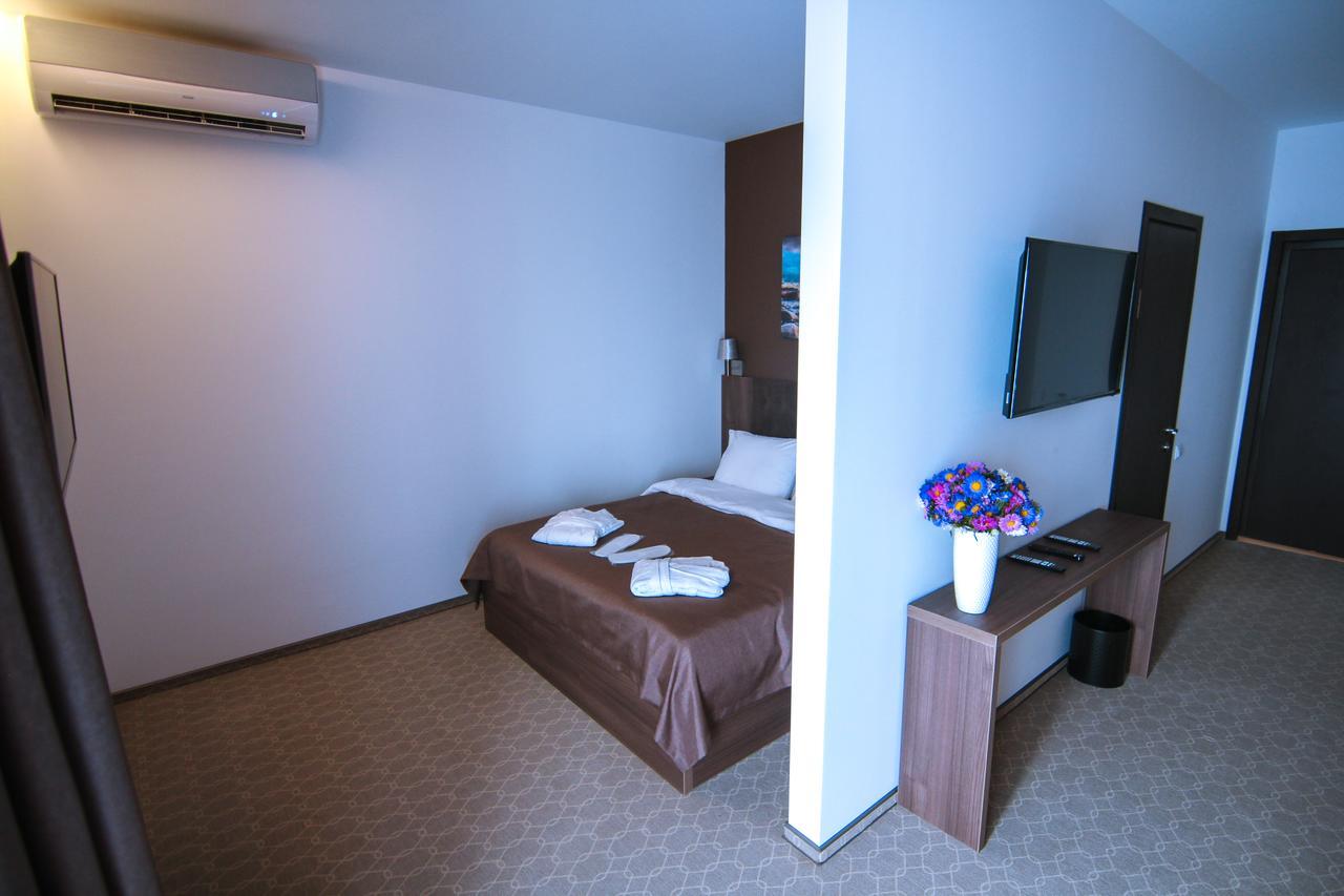 Sky Inn Batumi Ngoại thất bức ảnh