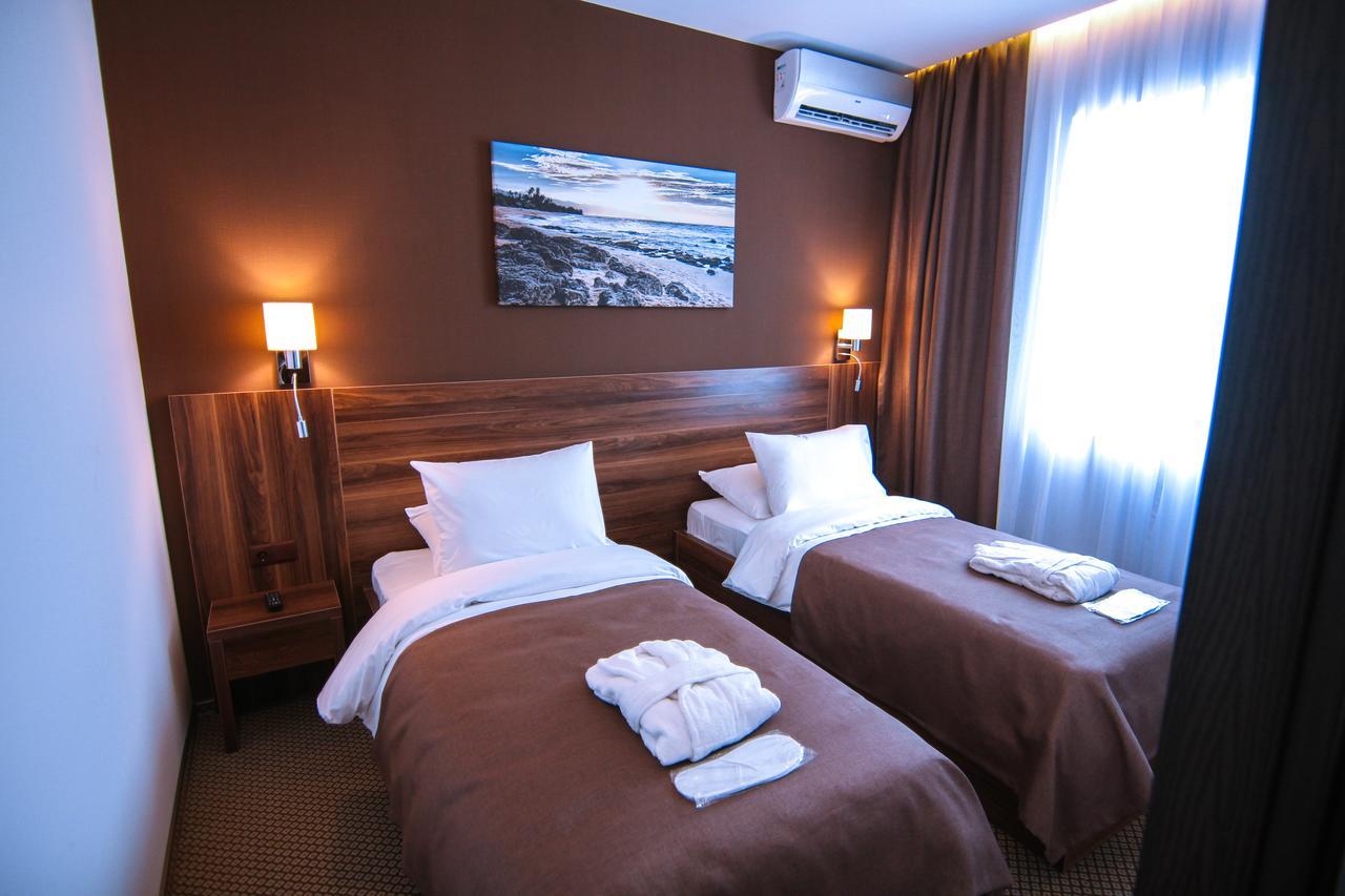 Sky Inn Batumi Ngoại thất bức ảnh