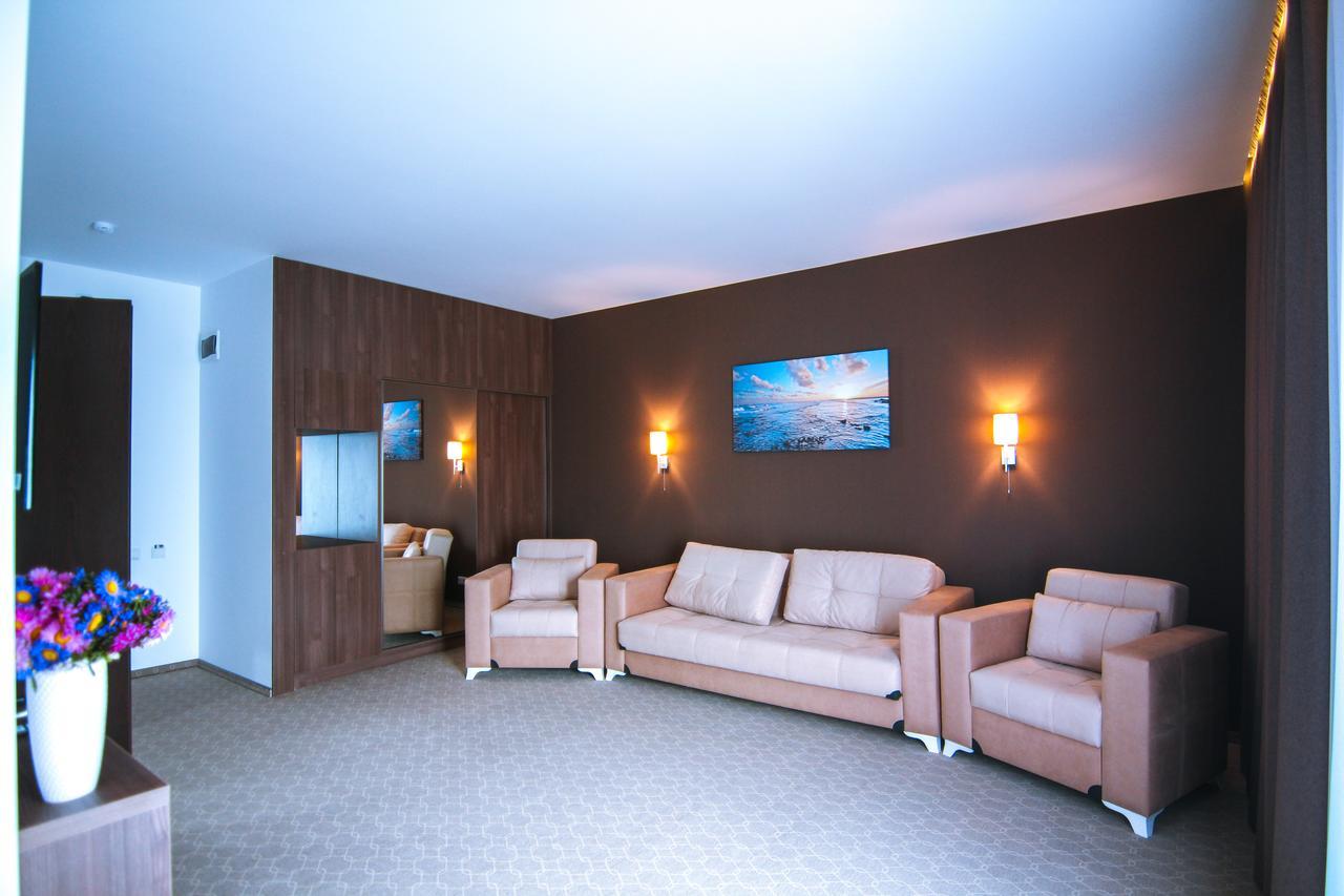 Sky Inn Batumi Ngoại thất bức ảnh