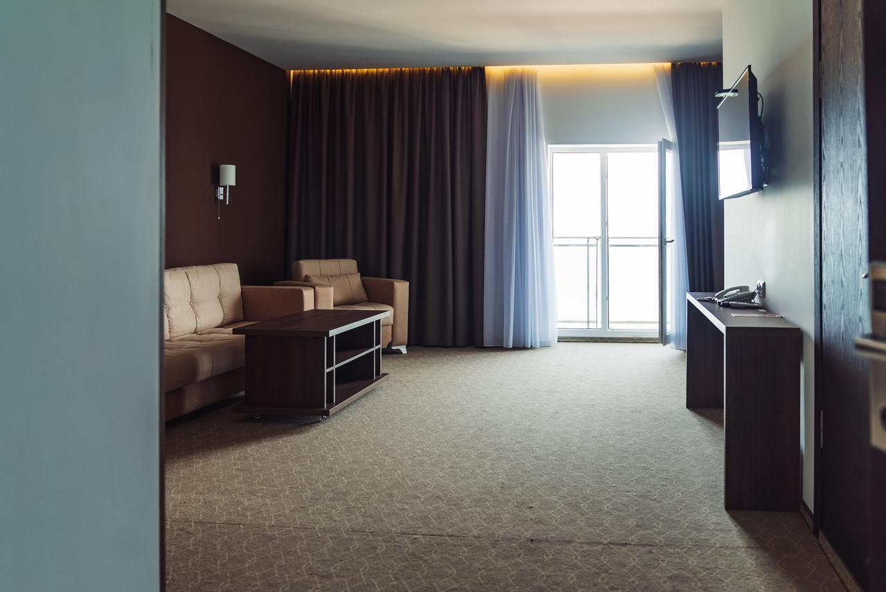 Sky Inn Batumi Ngoại thất bức ảnh