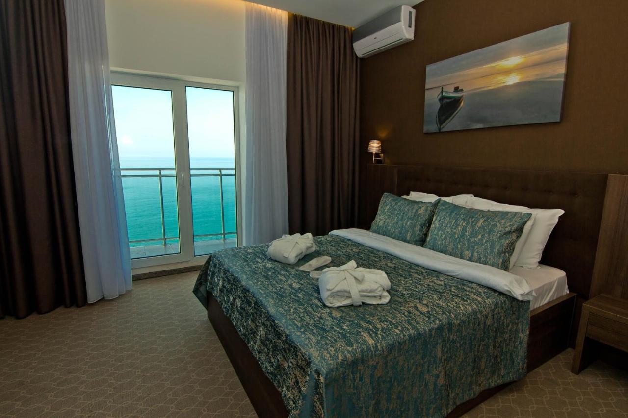 Sky Inn Batumi Ngoại thất bức ảnh