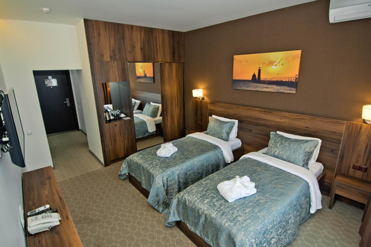 Sky Inn Batumi Ngoại thất bức ảnh